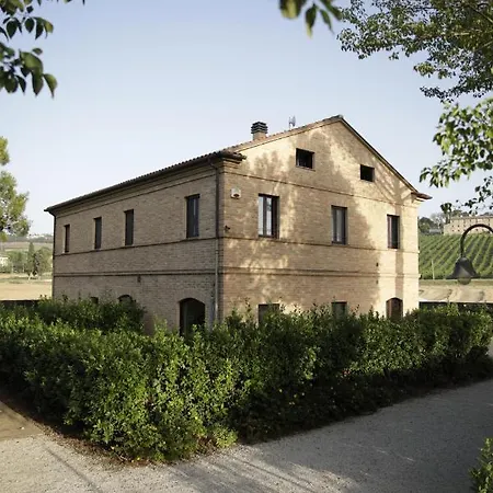 La Fonte Di San Girio * Potenza Picena