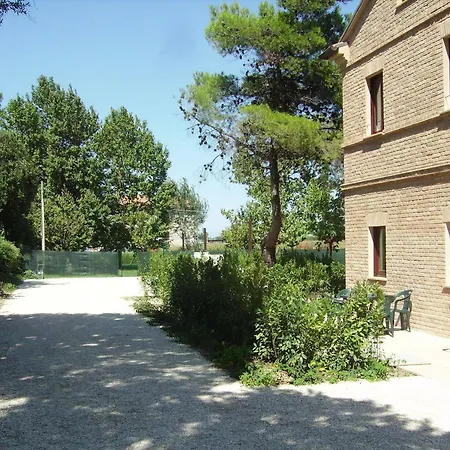 La Fonte Di San Girio Potenza Picena