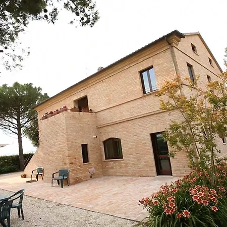 La Fonte Di San Girio * Potenza Picena